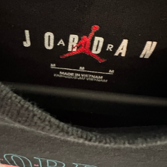 Jordan Men’s T-shirt - Picture 2 of 2